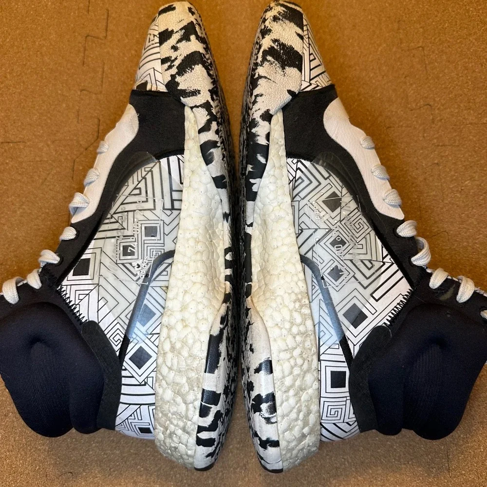 Adidas Marquee Boost Basketball Shoes Mens 11 Black White EF1230 Geometric High